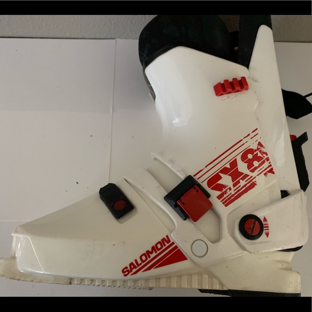 SALOMON SX-81 SKI BOOTS